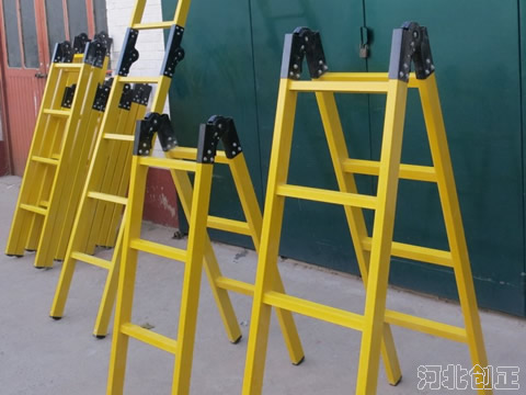 ^м~